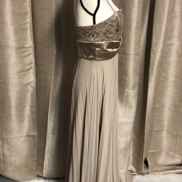 Long Prom or Special ocassion evening dress - Picture 3 of 7